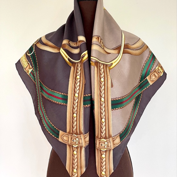 New Gucci Unisex Scarf Iconic Horsebit Logo Print Silk Wrap - Picture 2 of 15
